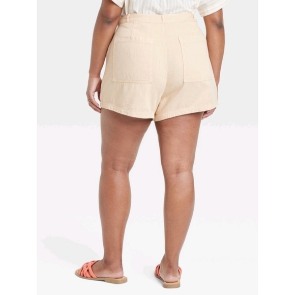 Universal Thread High Rise Utility Shorts - Picture 3 of 11
